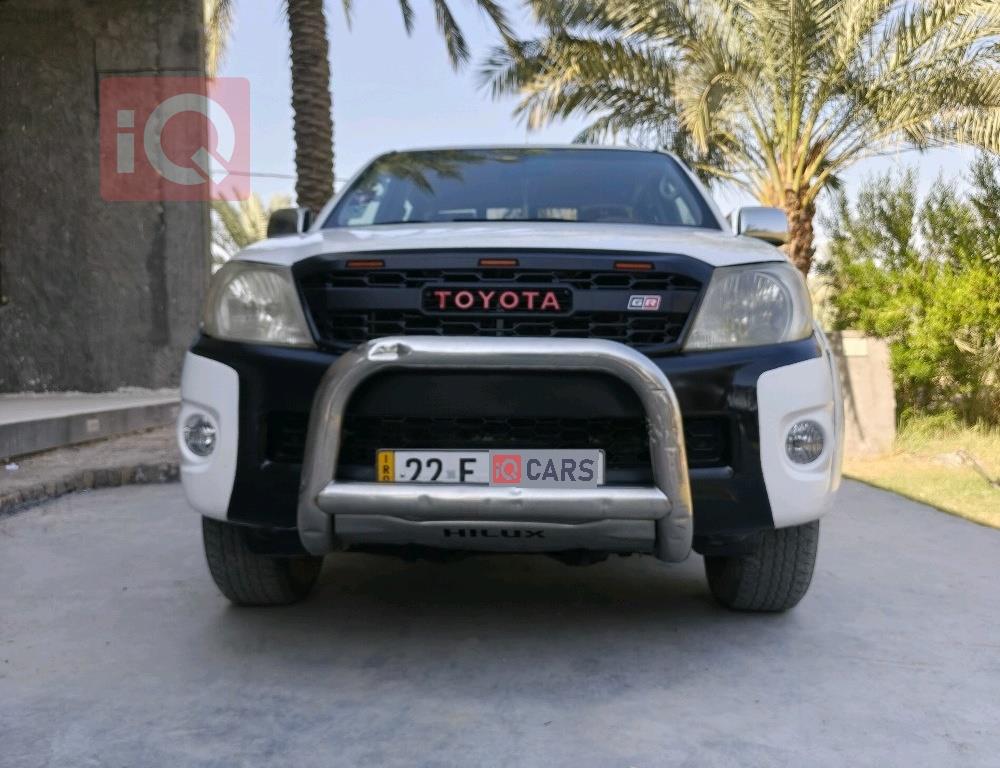 تويوتا هايلوكس